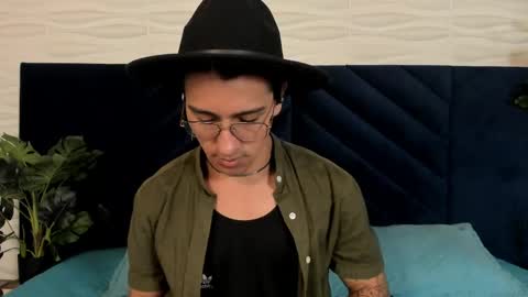 Andy Joy  online show from May 22, 11:48 am