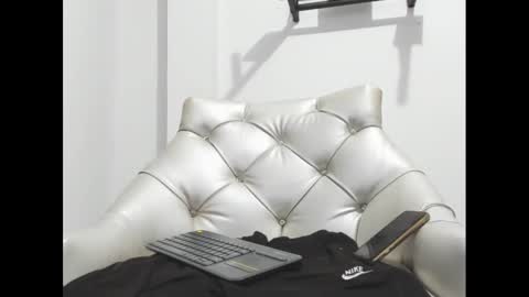 Angel Blake online show from December 13, 5:27 am