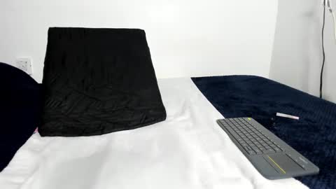 Angel online show from October 16, 9:39 am