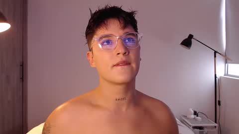 Angel online show from February 23, 7:37 pm