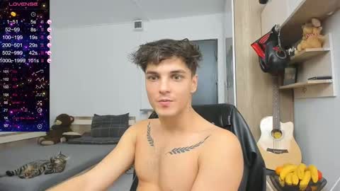 Frankie  online show from December 2, 3:45 pm