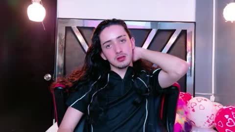 angelis savage online show from February 13, 9:31 pm