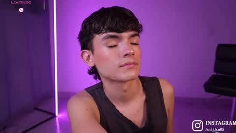 Angelo I work from home this is my room  online show from March 20, 3:32 am