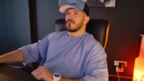 BlackWolf online show from March 27, 10:49 am