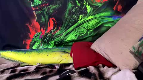 angusbone01 online show from February 11, 8:10 pm