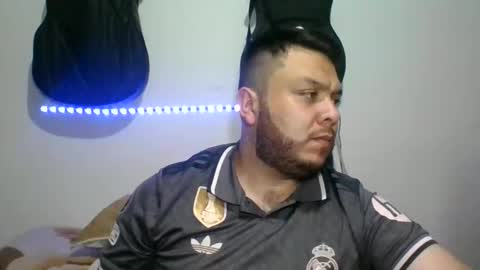 lion kennedy independent model moderator online show from October 23, 3:10 am