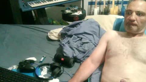 Snapshot of anssyboy696 chatting on January 23, 4:49 pm anssyboy696 online show from January 23, 4:49 pm