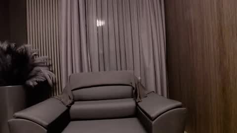 HI My name is Antonio online show from March 27, 7:59 pm