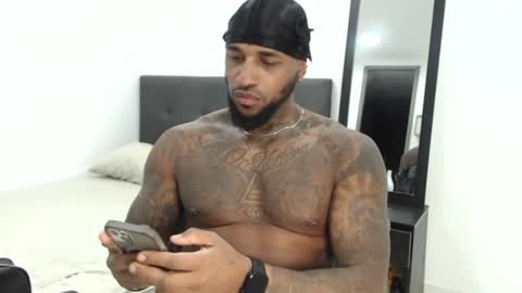 Snapshot of antwanblack11 chatting on October 22, 11:30 pm antwanblack11 online show from October 22, 11:30 pm