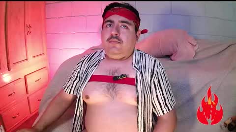 AnuarFox online show from November 18, 8:40 am