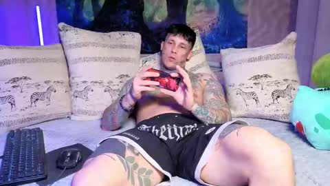 Tom online show from November 23, 8:25 am