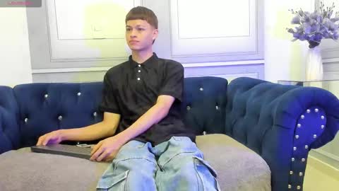   online show from March 17, 1:53 am