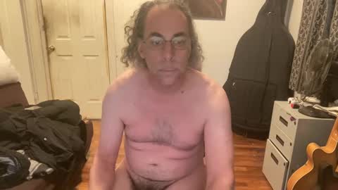 Snapshot of apostrphy chatting on March 11, 12:22 am Apostrphy online show from March 11, 12:22 am