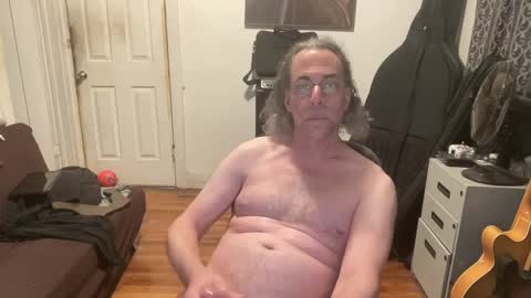 Snapshot of apostrphy chatting on January 3, 12:11 am Apostrphy online show from January 3, 12:11 am