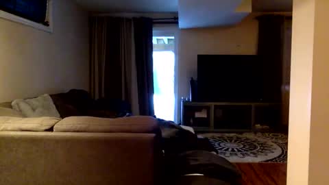 Knowledgeiskeyy online show from December 17, 1:18 pm