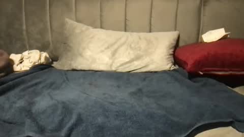 arabstraightxl21 online show from October 4, 7:29 pm