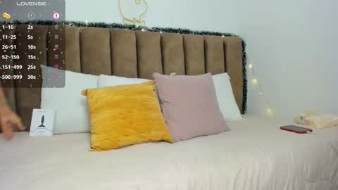 Archie online show from December 15, 7:55 pm