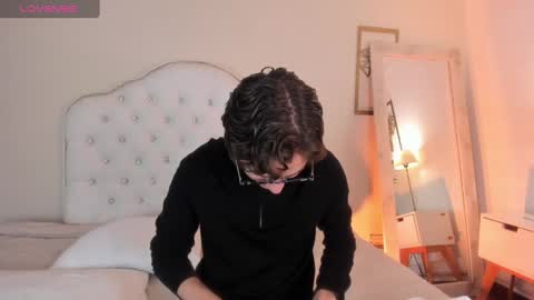 Archie online show from February 9, 1:35 pm