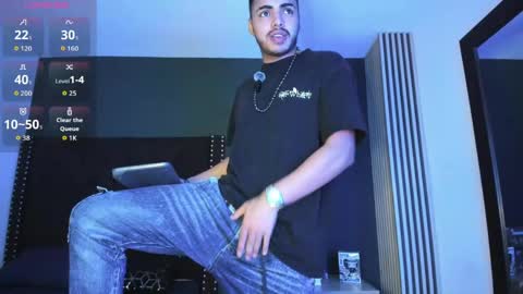 ares_pain_ online show from May 19, 2:51 am
