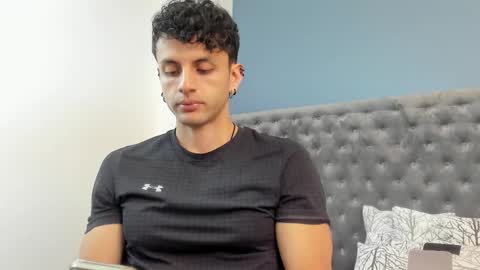 ariasaadeh online show from September 26, 12:36 pm