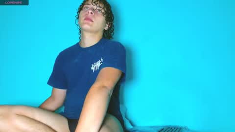 Ariel Aoir online show from July 12, 11:29 pm