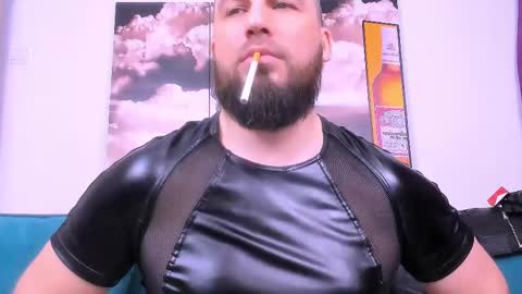 Armando online show from February 18, 10:58 pm