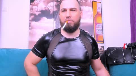 Armando online show from January 28, 1:29 am