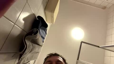 armyskater32 online show from March 31, 9:16 pm