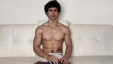 arnold black online show from December 5, 8:34 pm