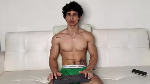 arnold black online show from December 2, 7:36 pm