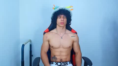 arnold black online show from September 18, 12:29 pm