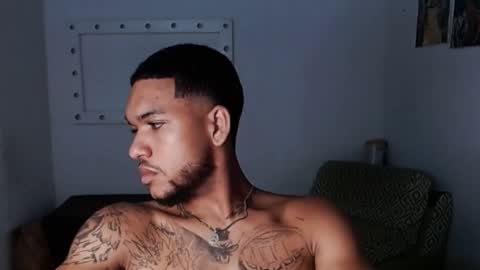 aron_7 online show from March 12, 3:02 am