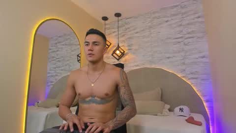 ARON BOLT online show from February 11, 5:07 pm