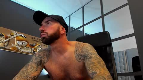 AronGrant online show from October 12, 11:48 am