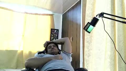 aronmiller online show from June 7, 1:51 pm