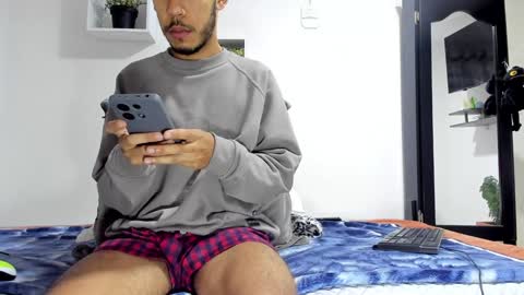 Snapshot of aronxx_ chatting on January 10, 9:55 am BLACK FRIDAY 55 OFF ON MY ONLYFANS.  online show from January 10, 9:55 am