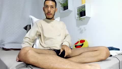 Snapshot of aronxx_ chatting on March 5, 10:55 am BLACK FRIDAY 55 OFF ON MY ONLYFANS.  online show from March 5, 10:55 am
