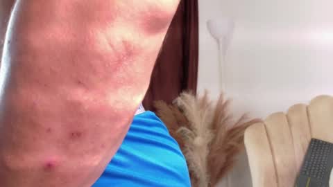   online show from April 1, 10:07 pm