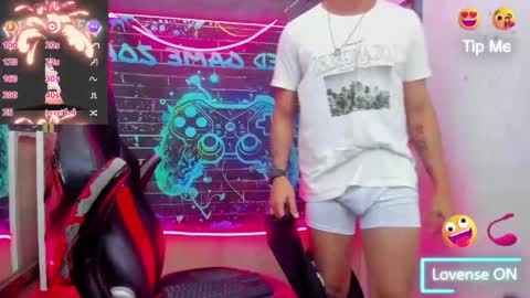 Aroon   online show from March 17, 4:04 am