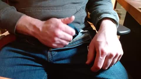 arrrr3 online show from January 8, 2:14 am