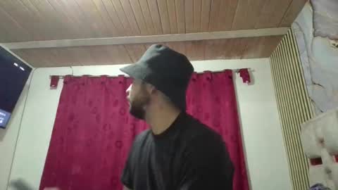 arthur1718 online show from March 17, 2:26 am