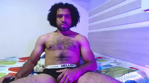 Snapshot of arthur_jamess chatting on September 14, 1:40 am arthur_jamess online show from September 14, 1:40 am