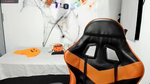 ashlan_king online show from October 27, 2:58 am