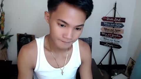 Snapshot of asian_lover05 chatting on October 23, 6:55 pm asian_lover05 online show from October 23, 6:55 pm