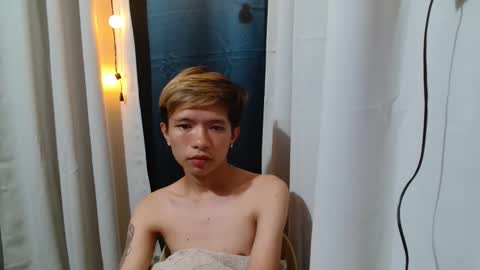 asian_macky online show from March 31, 2:57 am