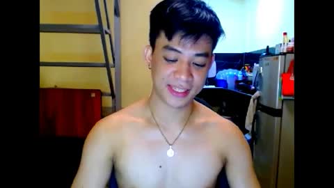 asiandreamboyx online show from June 2, 12:55 am