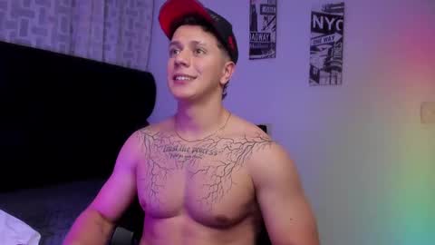 astonhills online show from October 3, 4:39 am