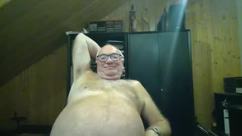 asusandy online show from September 21, 11:16 pm