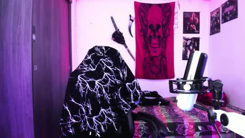 athenauwu online show from January 12, 8:40 am