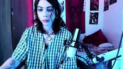 athenauwu online show from October 12, 5:56 am